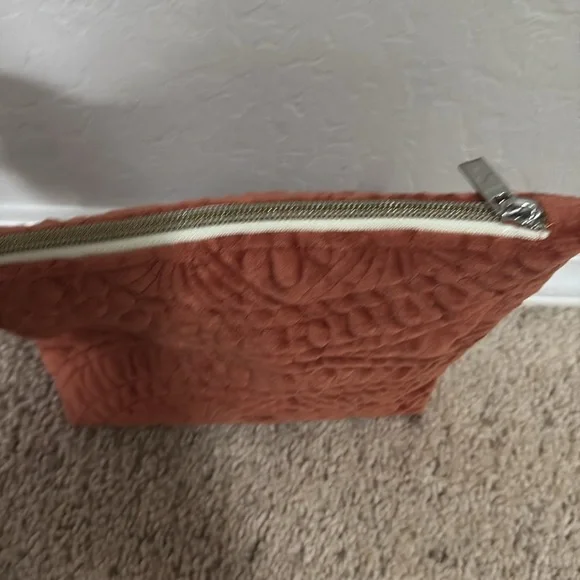 Set of Quilted Velvet Terracotta Pouches 4 Total - Picture 14 of 14